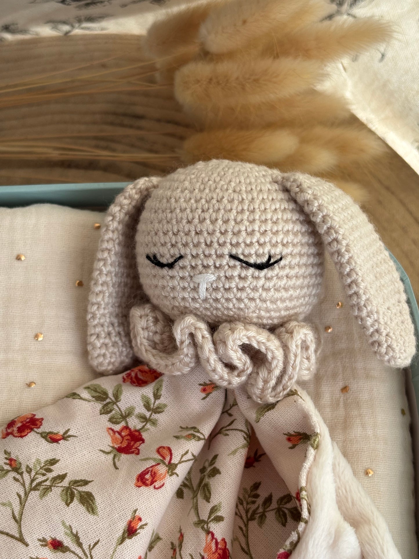 Doudou Lapin Beige - Doudou personnalisé au crochet