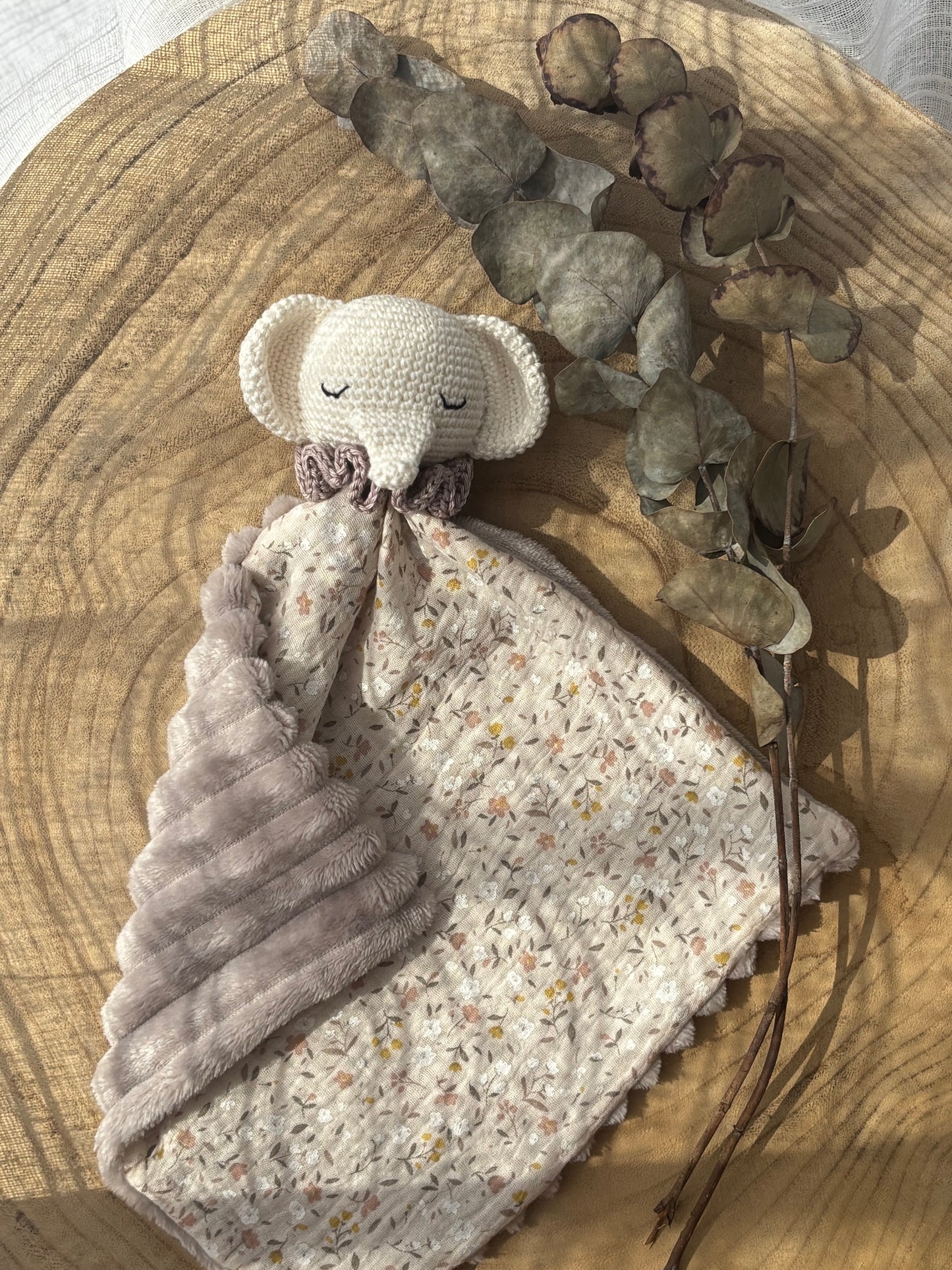Doudou Éléphant - Doudou personnalisé au crochet