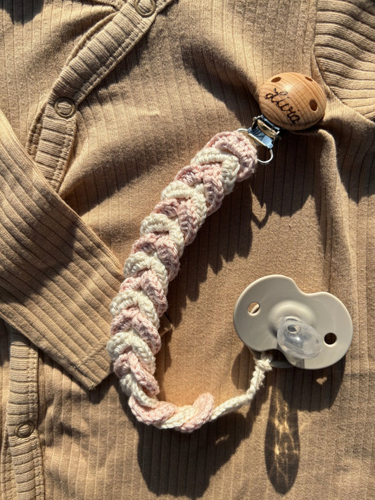 Attache tétine personnalisée 👶🏼 BelleACrochet