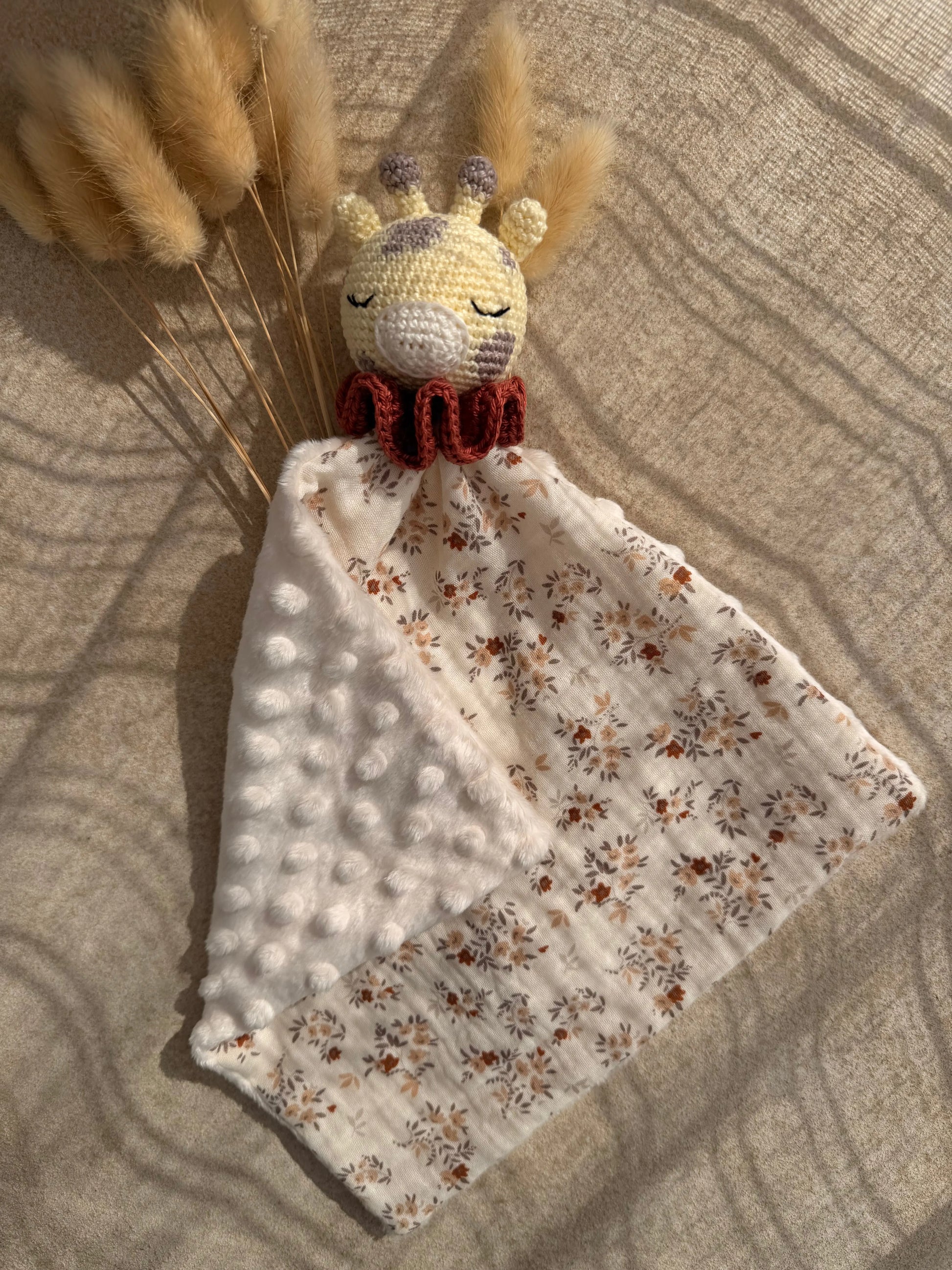 Doudou Girafe - Doudou personnalisé au crochet Ma boutique