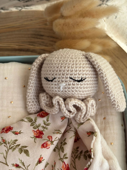 Doudou Lapin Beige - Doudou personnalisé au crochet Ma boutique